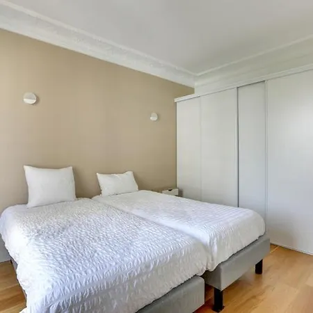 502 Lecourbe - Superb In
